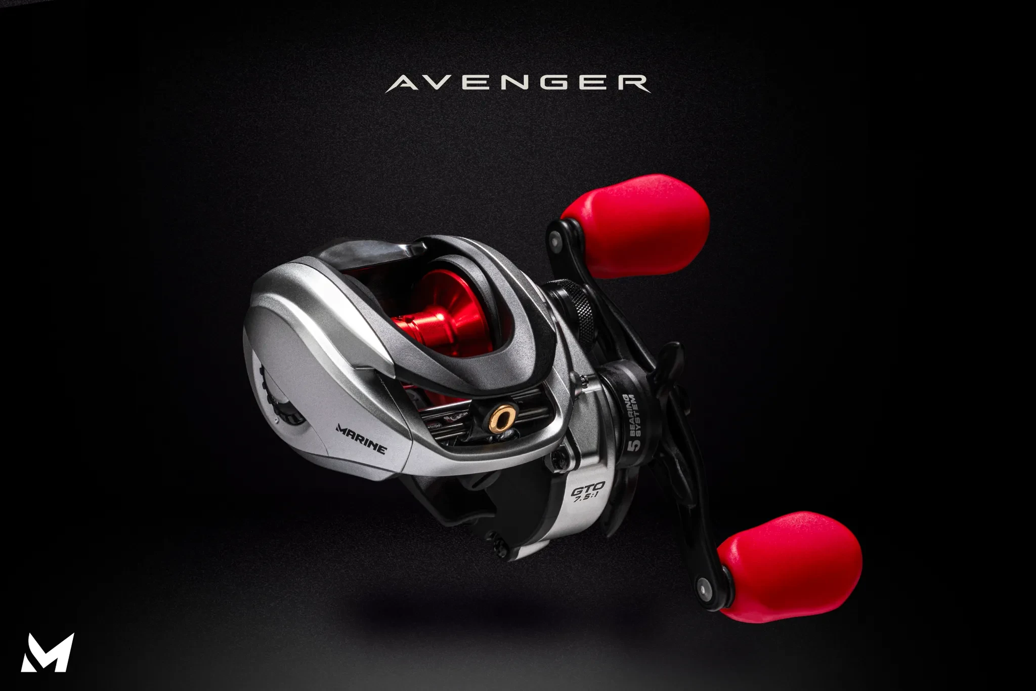 Avenger — colorway prata e vermelho